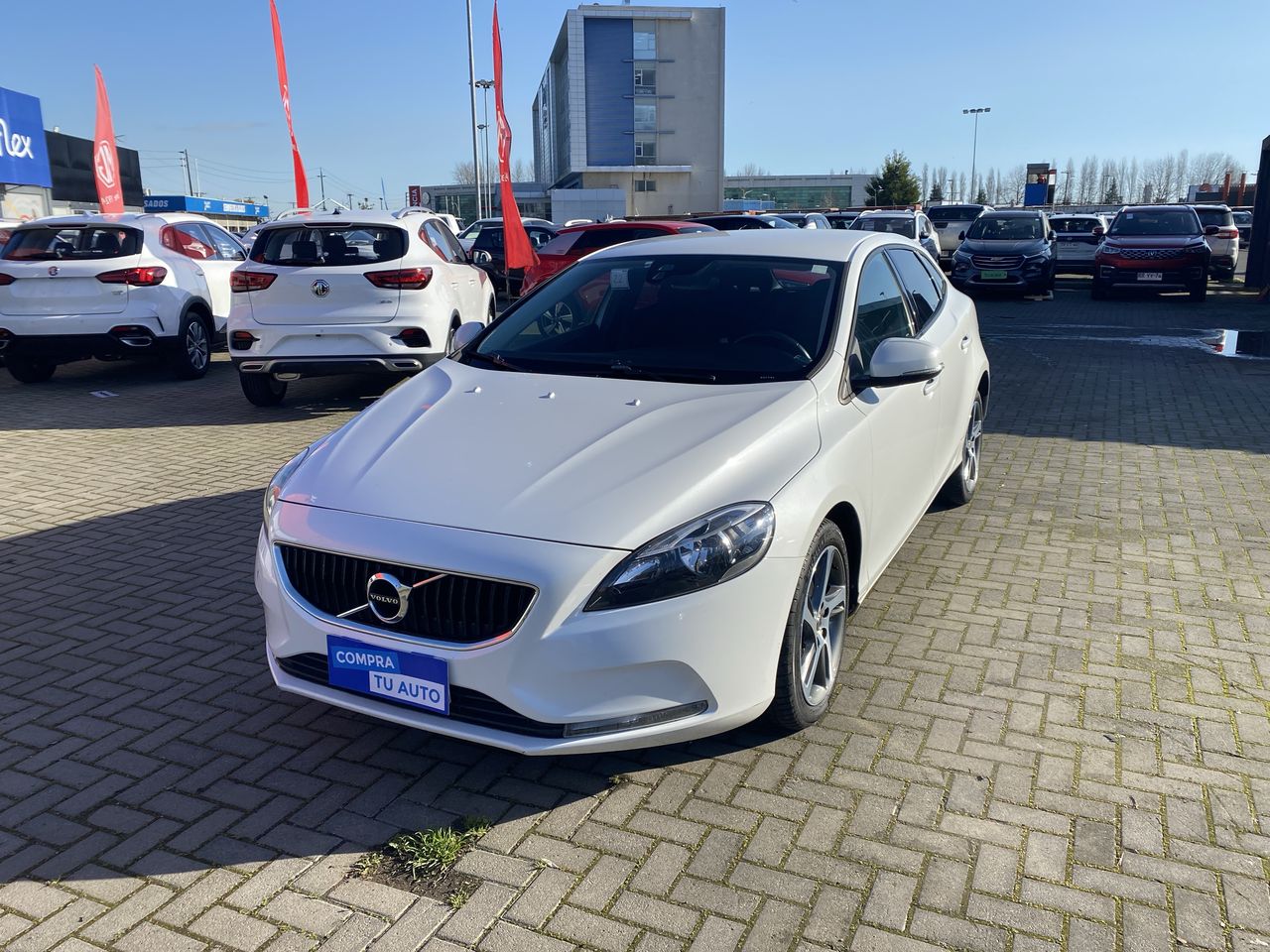 VOLVO - 3