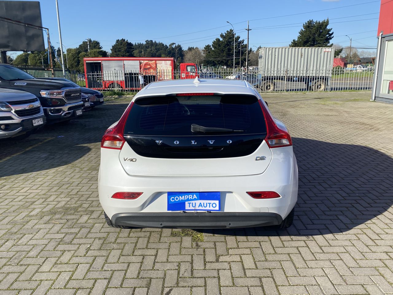 VOLVO - 6