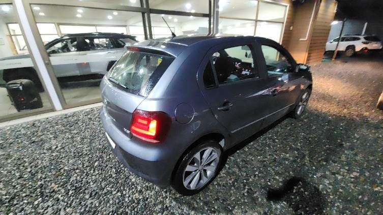 VOLKSWAGEN - 4