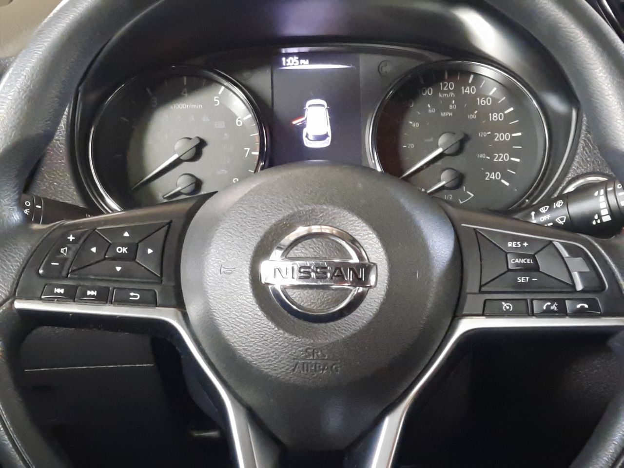 NISSAN - 18