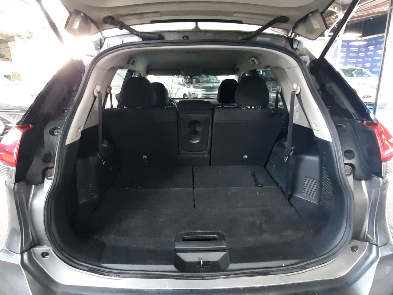 NISSAN - 13