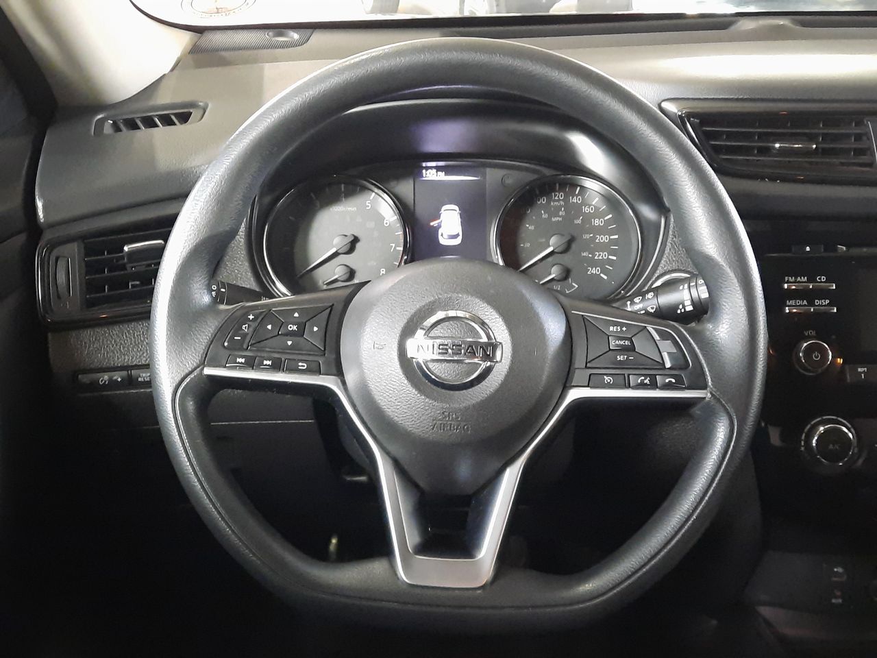 NISSAN - 17