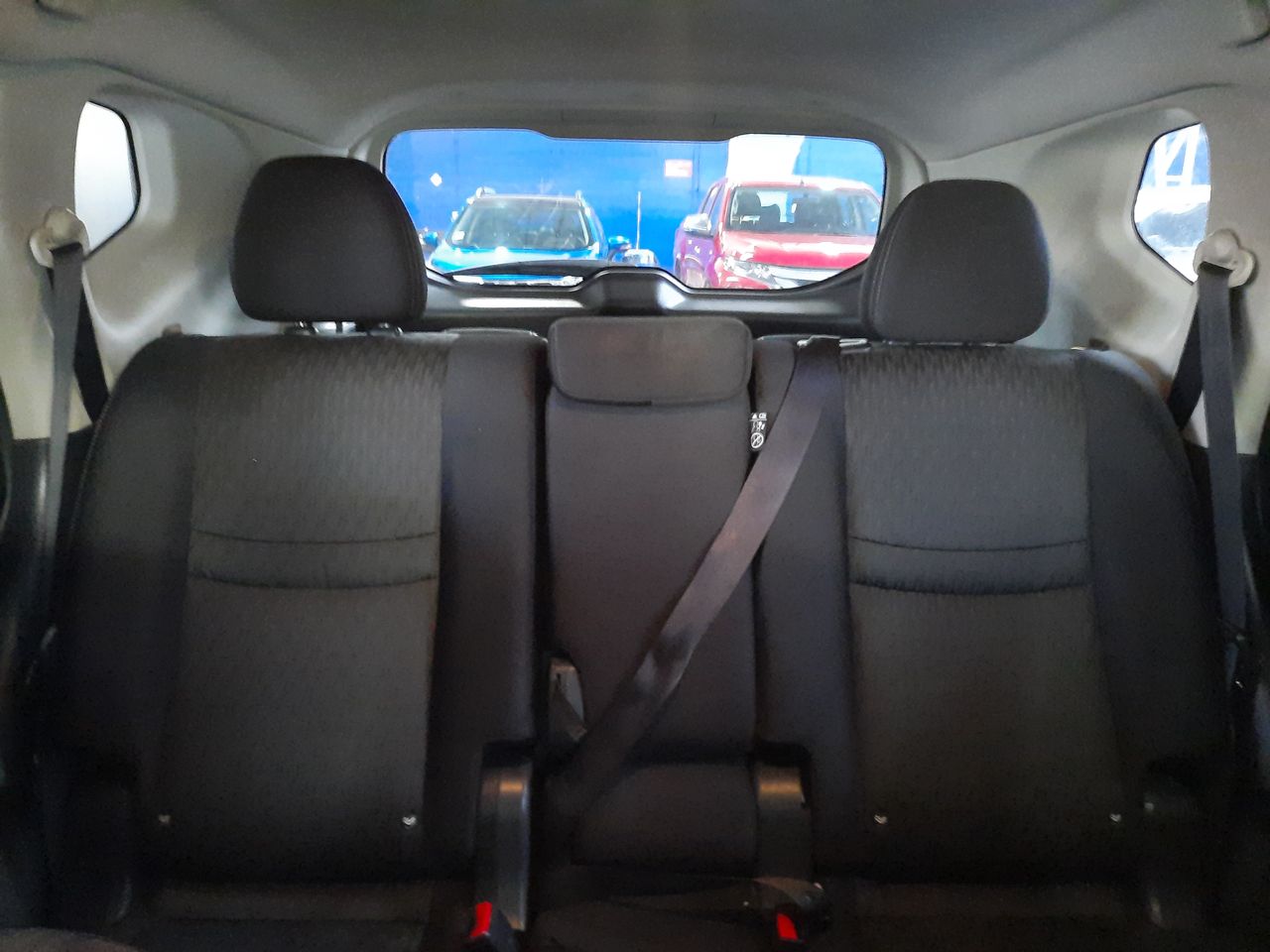 NISSAN - 5