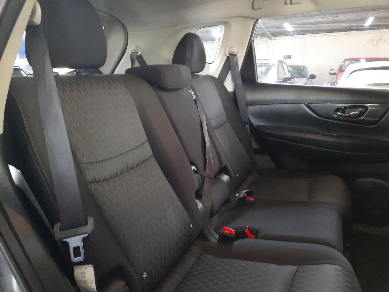 NISSAN - 6