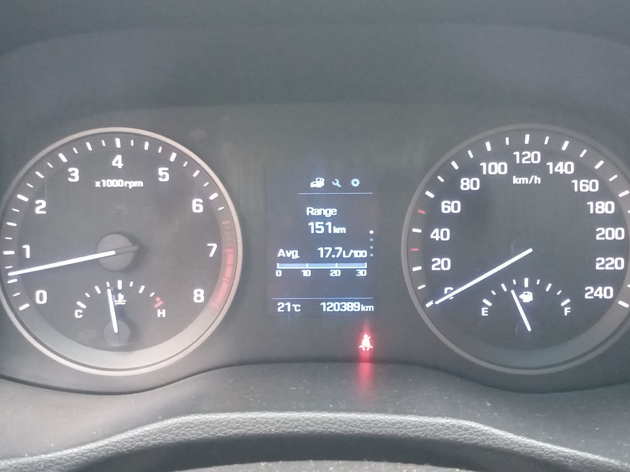 HYUNDAI - 25