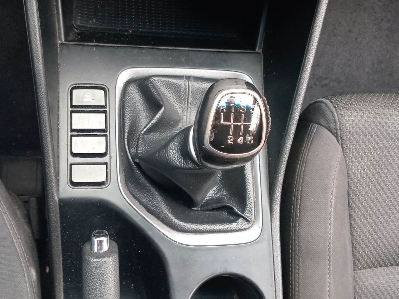 HYUNDAI - 29