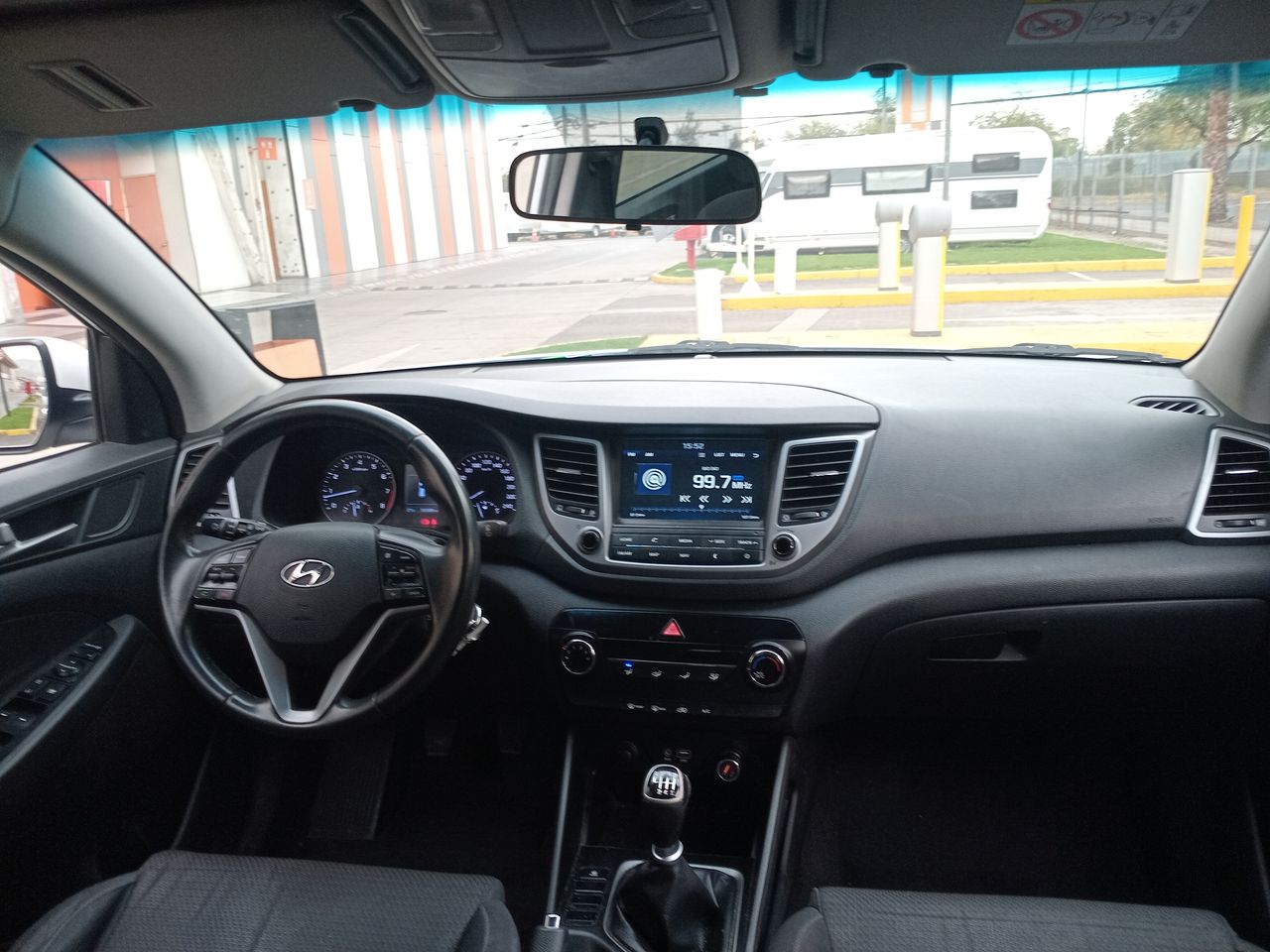 HYUNDAI - 30