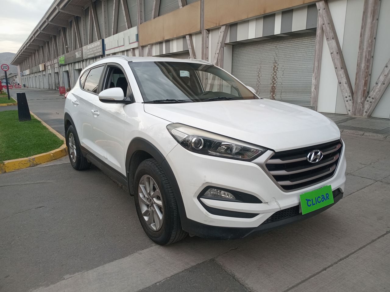 HYUNDAI - 1