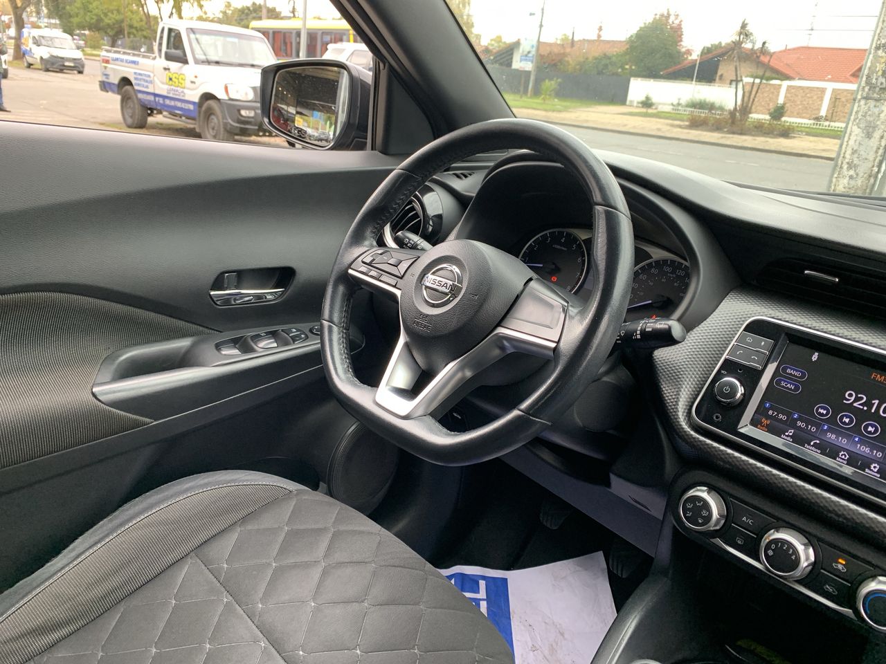 NISSAN - 15