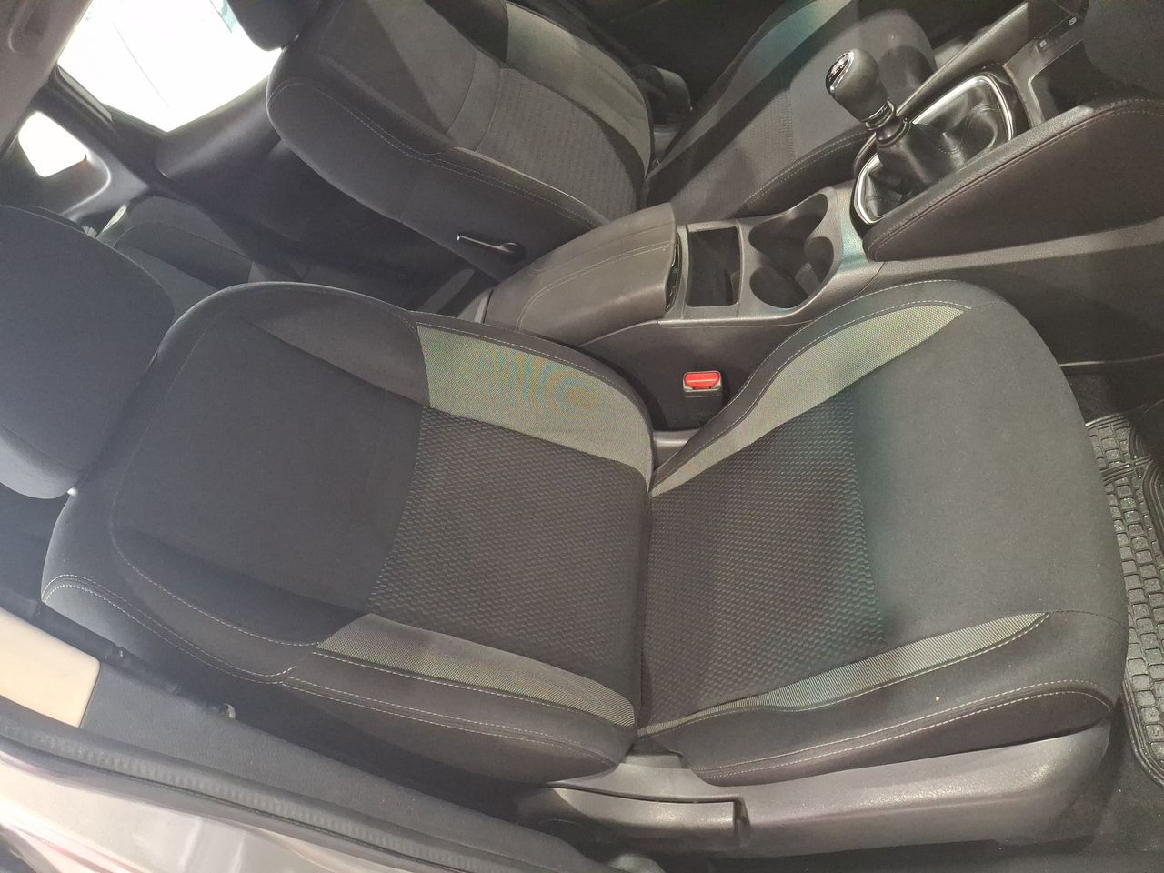 Nissan Qashqai — foto 31 de 32
