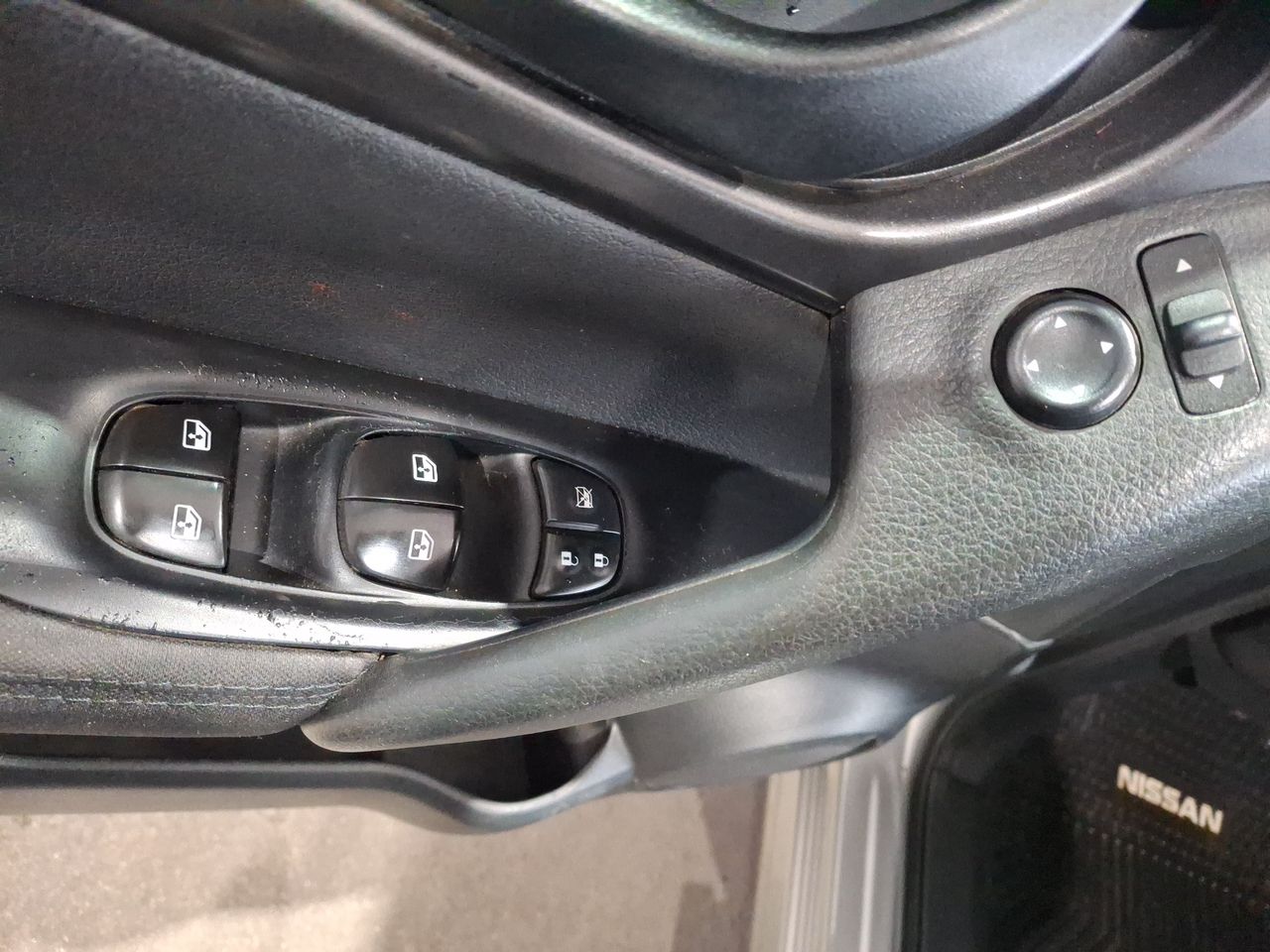 Nissan Qashqai — foto 22 de 32
