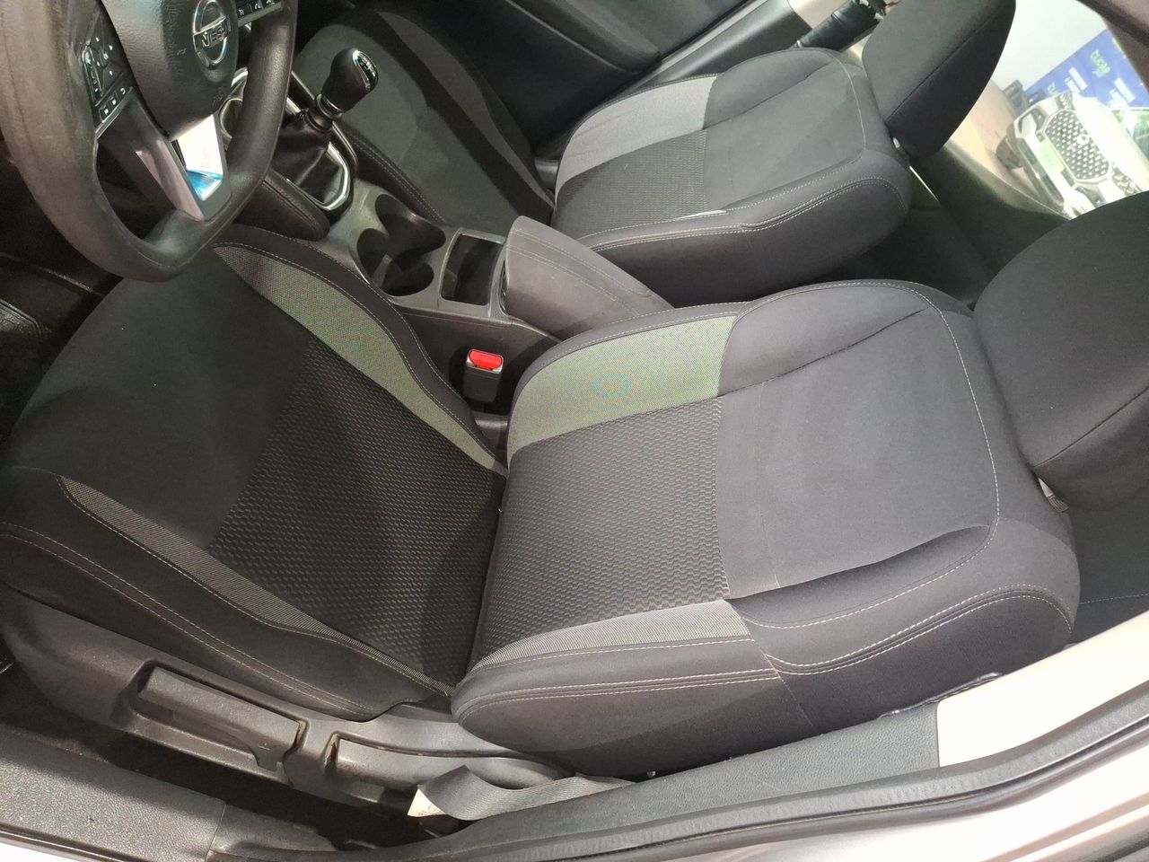 Nissan Qashqai — foto 23 de 32