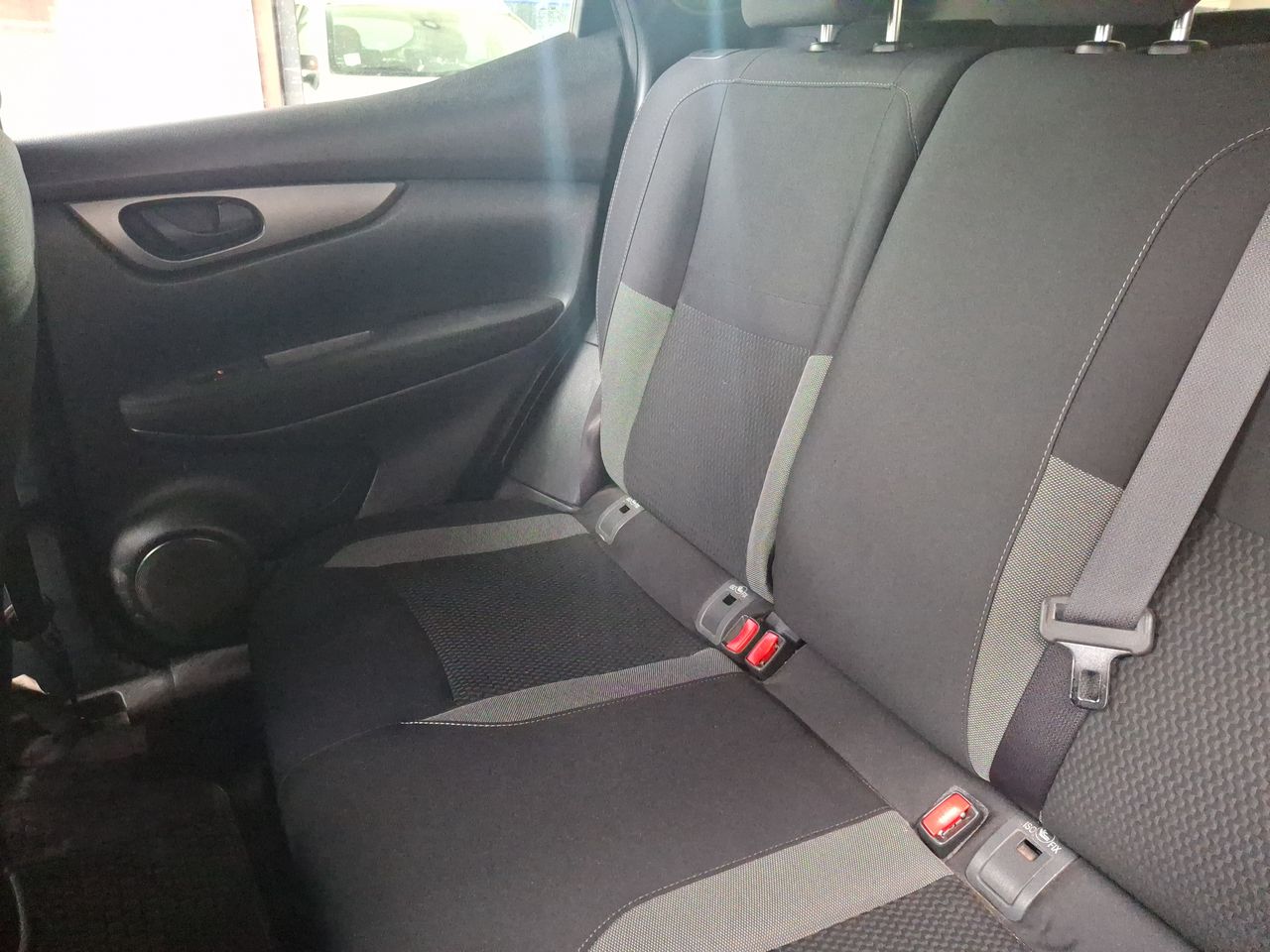 Nissan Qashqai — foto 13 de 32