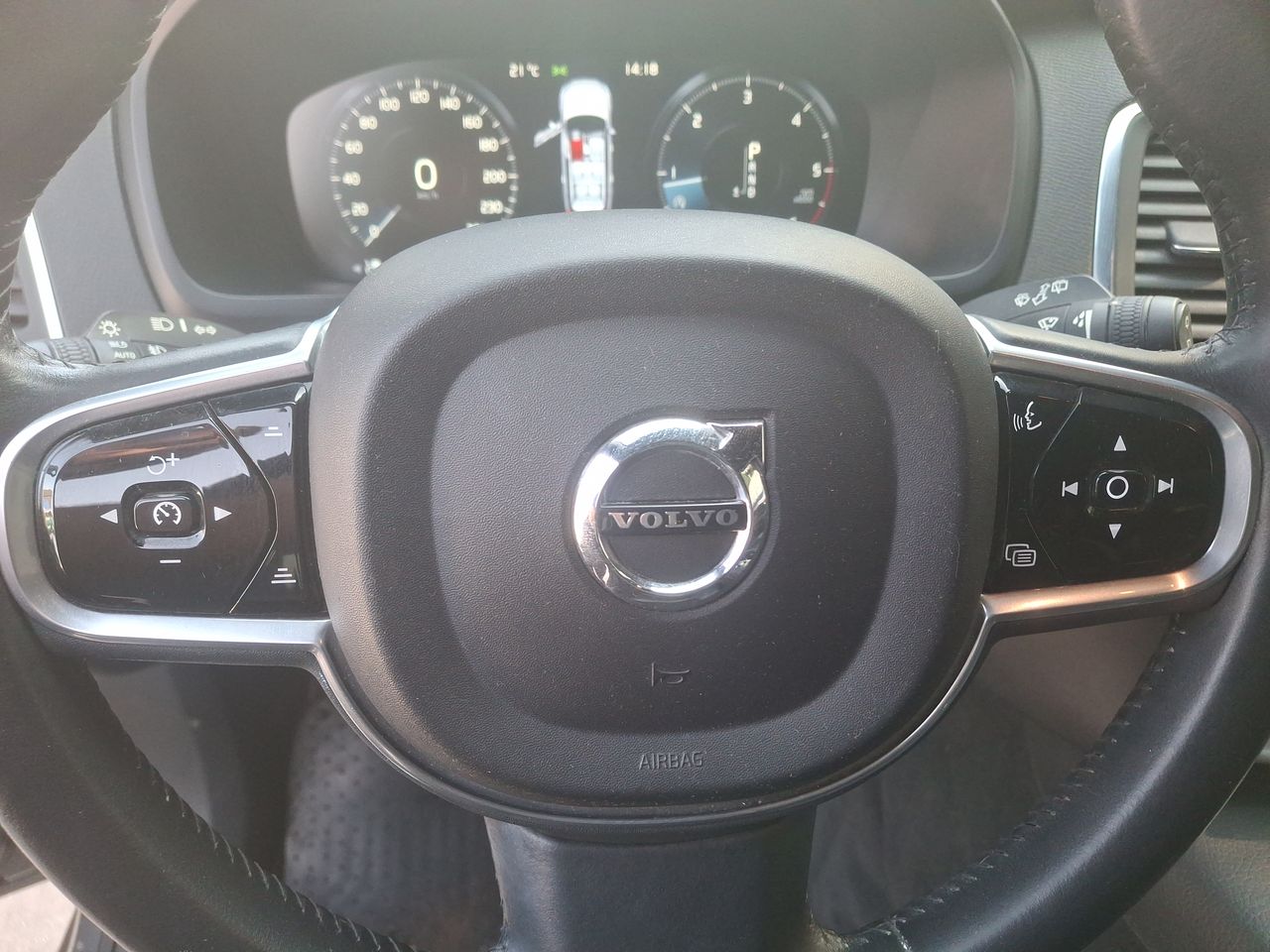 VOLVO - 24