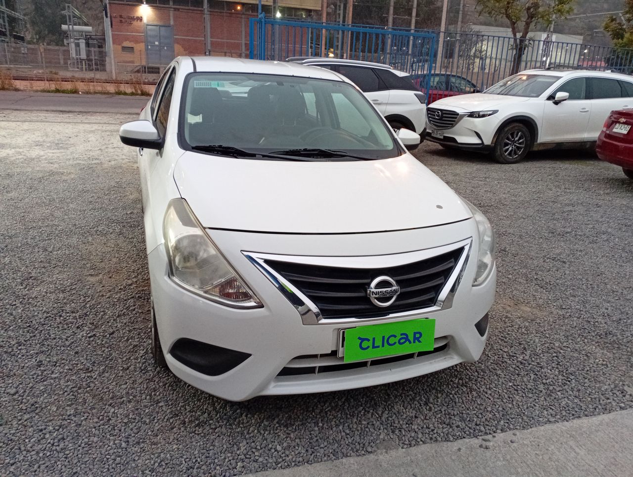 NISSAN - 2
