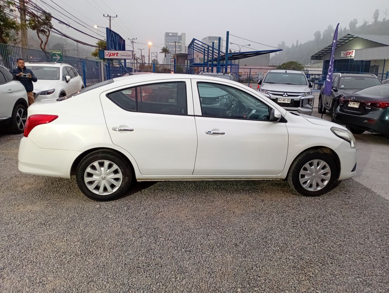NISSAN - 8