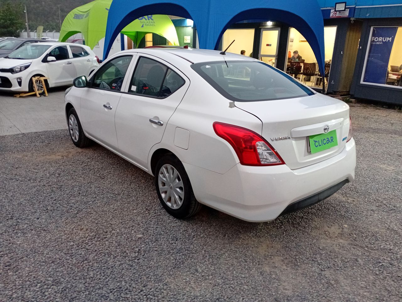 NISSAN - 5