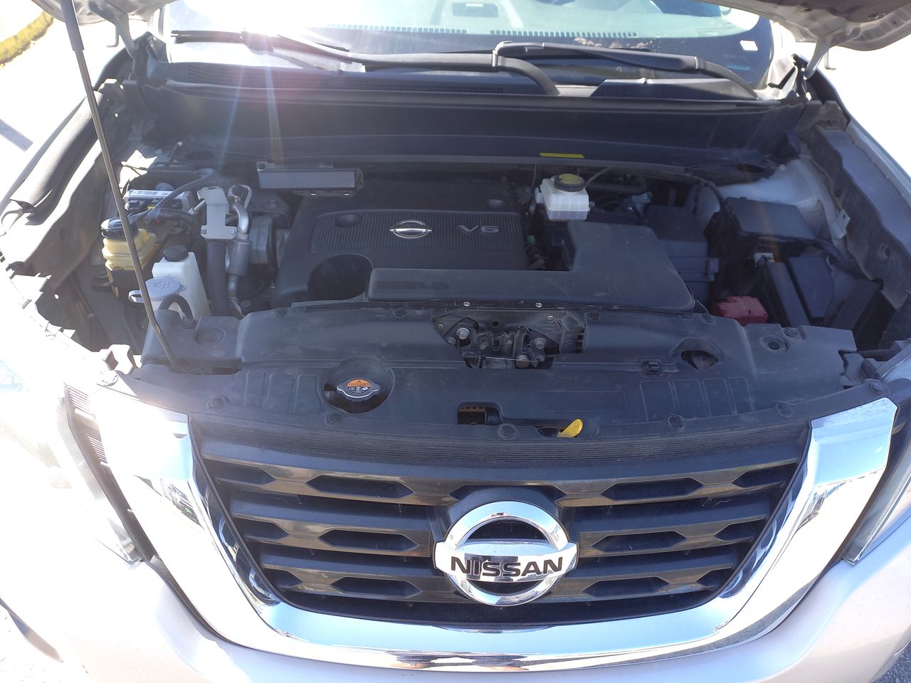 NISSAN - 16