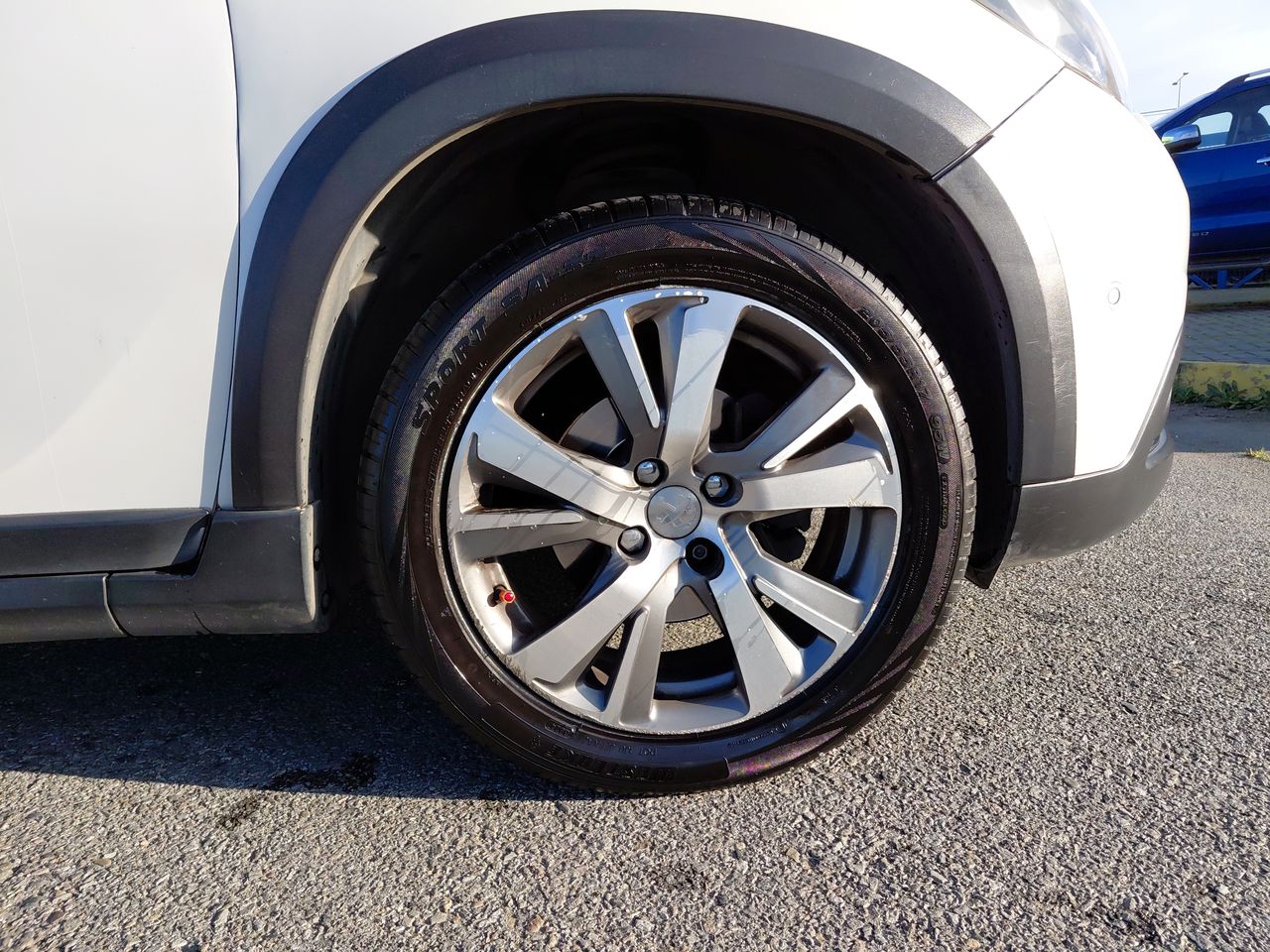 Peugeot 2008 — foto 16 de 32