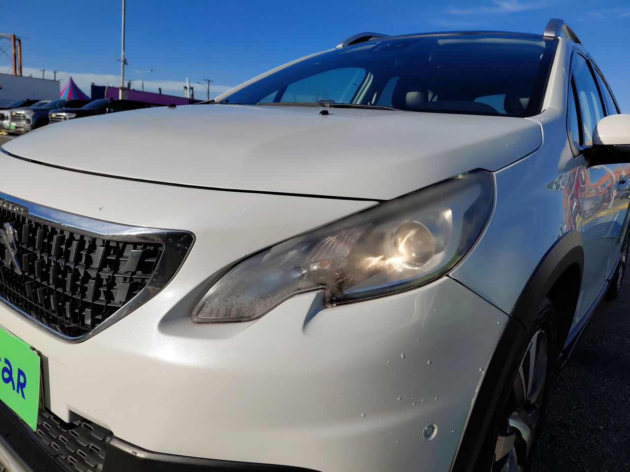 Peugeot 2008 — foto 18 de 32