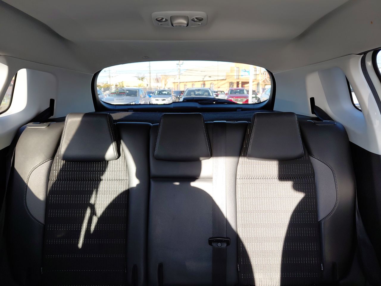 Peugeot 2008 — foto 13 de 32