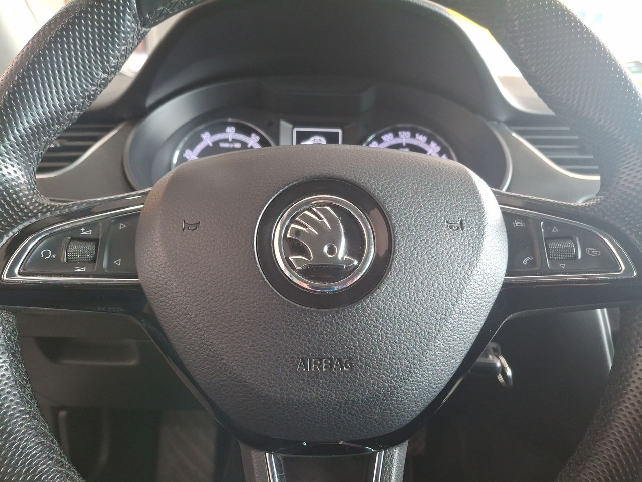 SKODA - 26