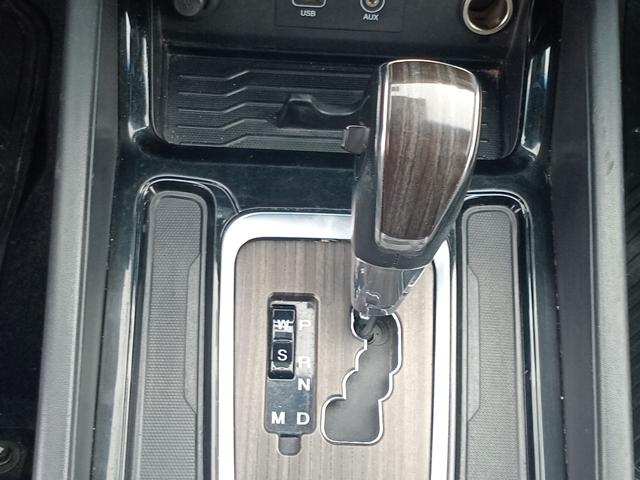 SSANGYONG - 21