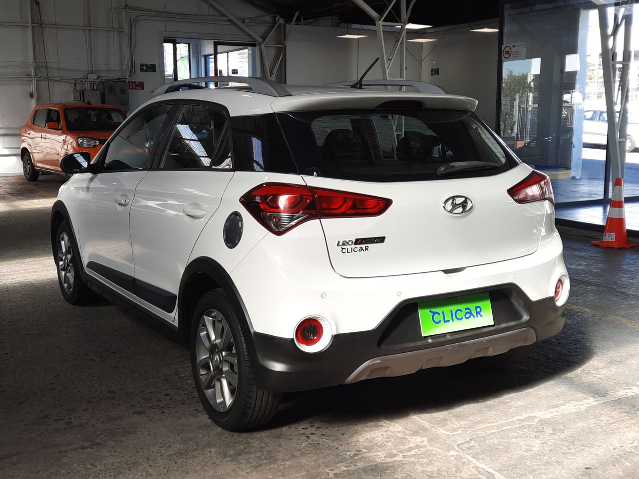 HYUNDAI - 5