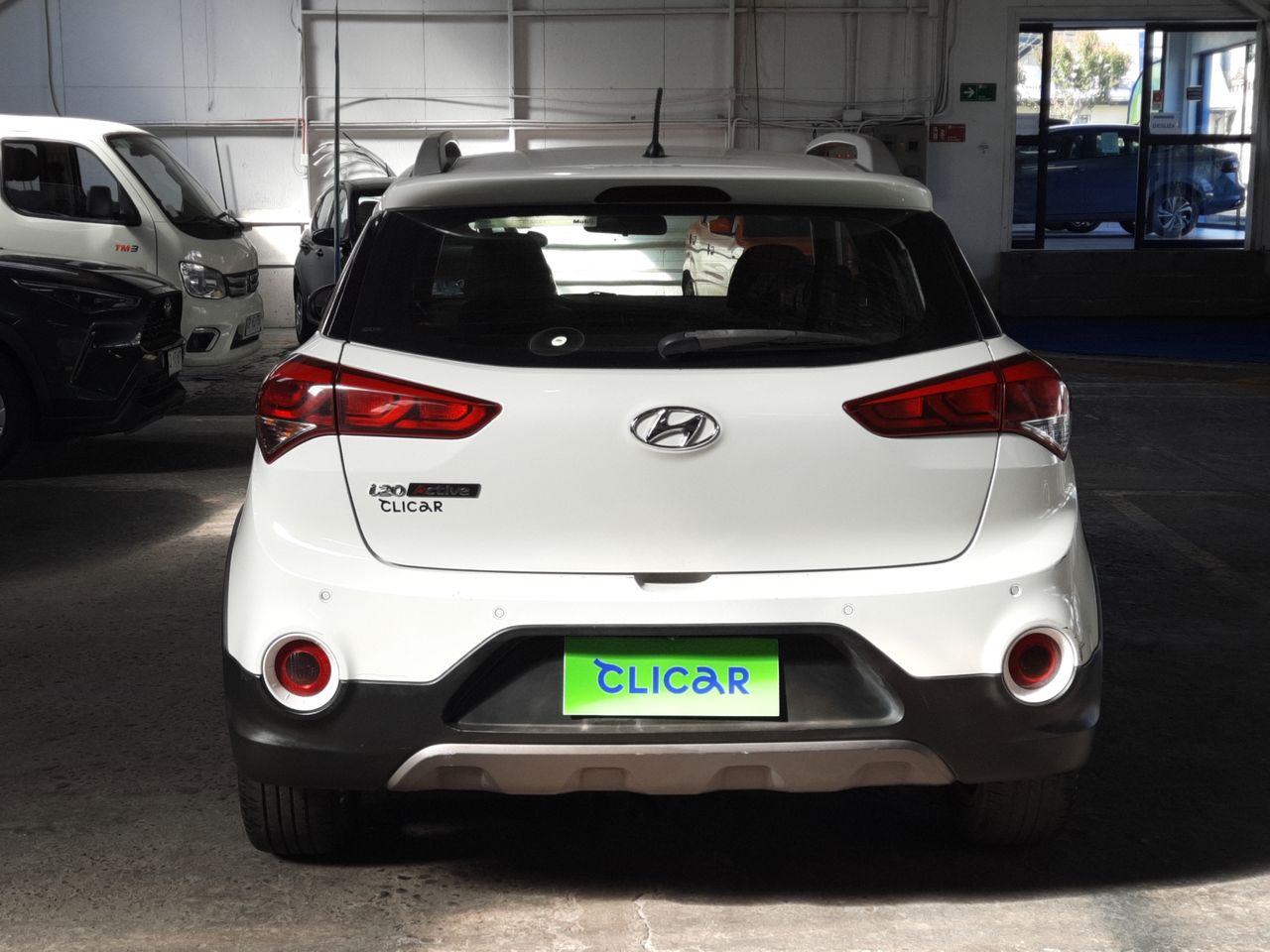 HYUNDAI - 6