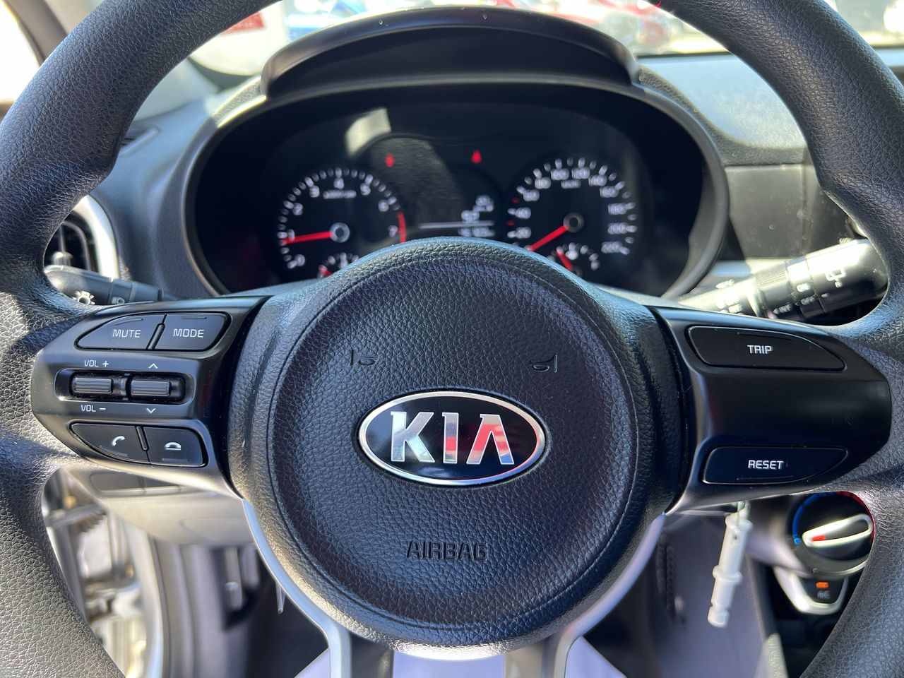 KIA - 30