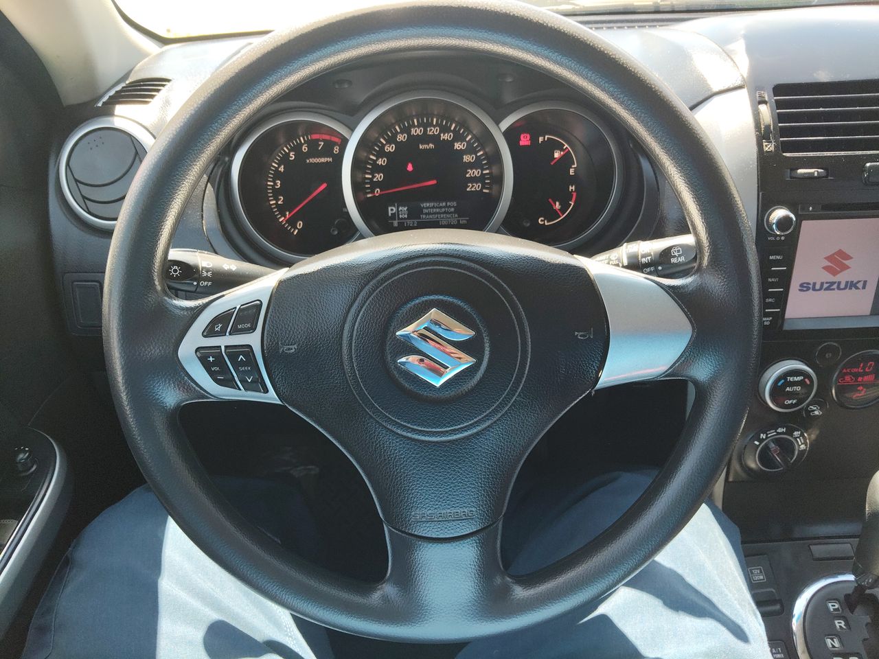 SUZUKI - 26