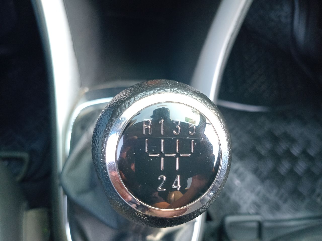 CHEVROLET - 28
