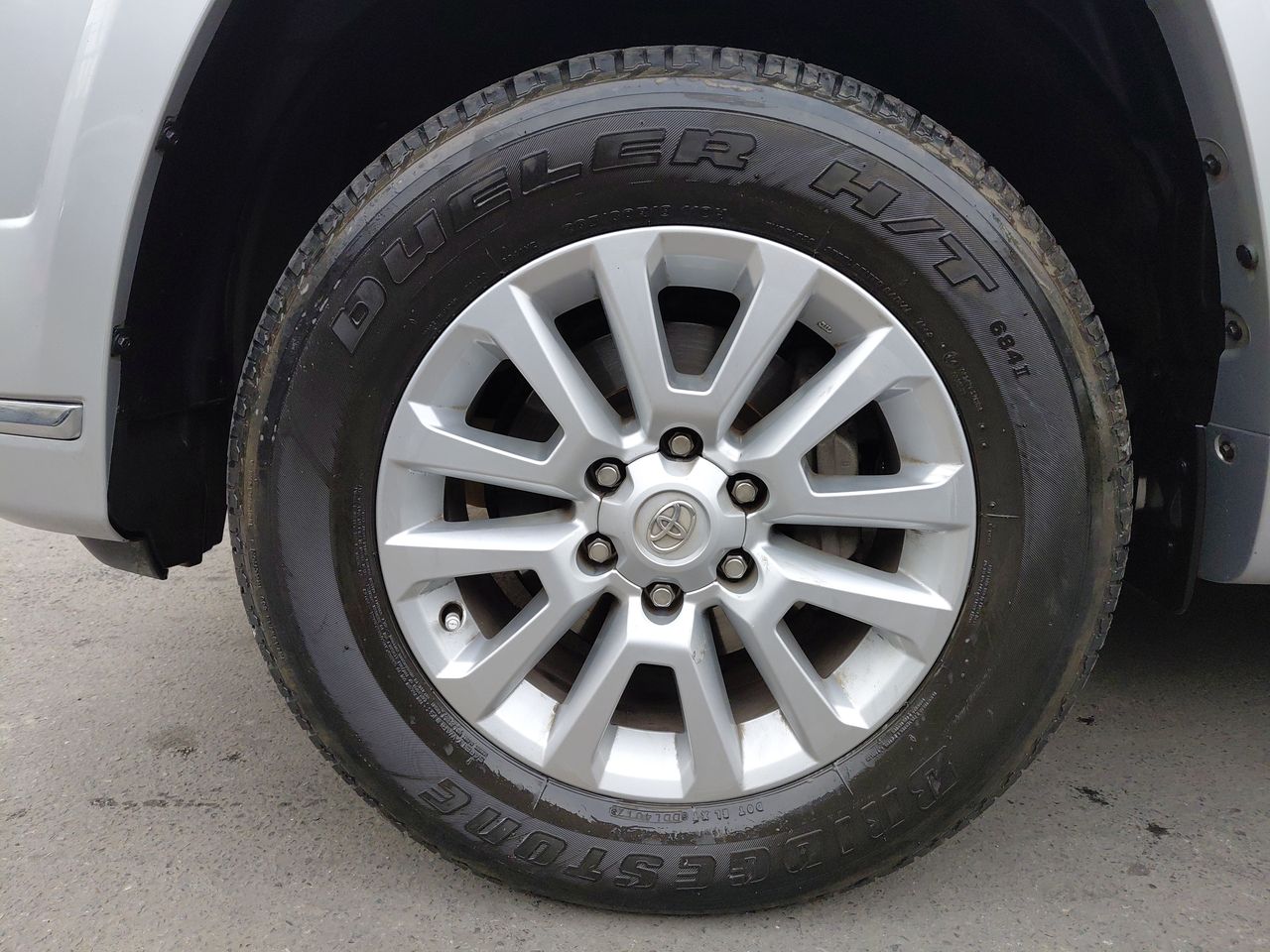 Toyota 4Runner — foto 16 de 36