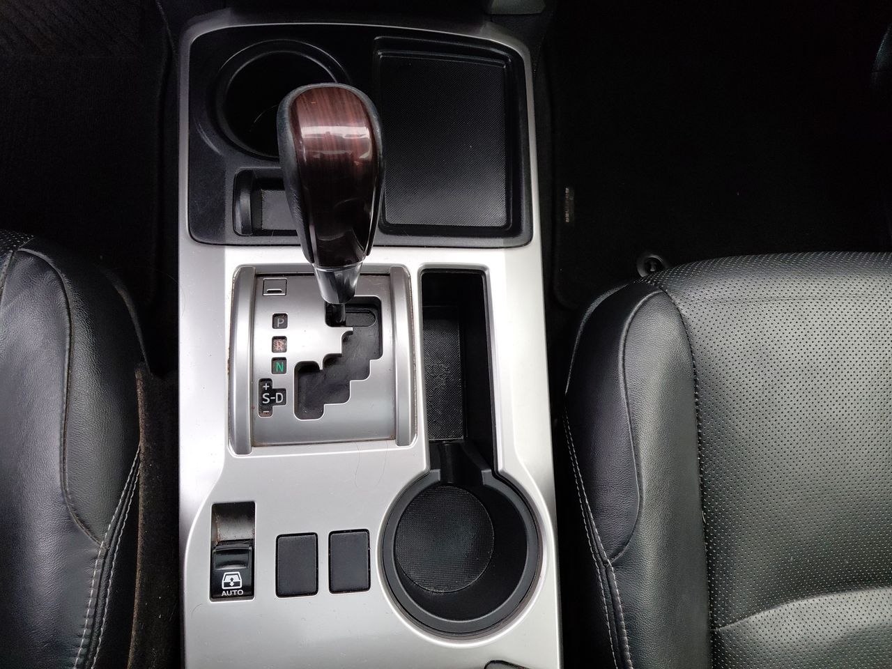 Toyota 4Runner — foto 31 de 36