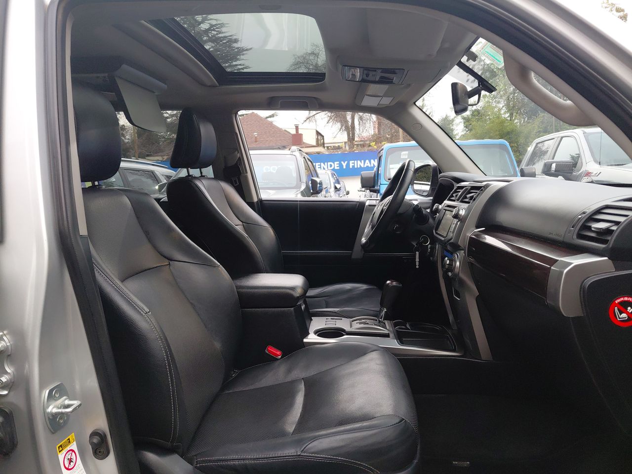 Toyota 4Runner — foto 11 de 36