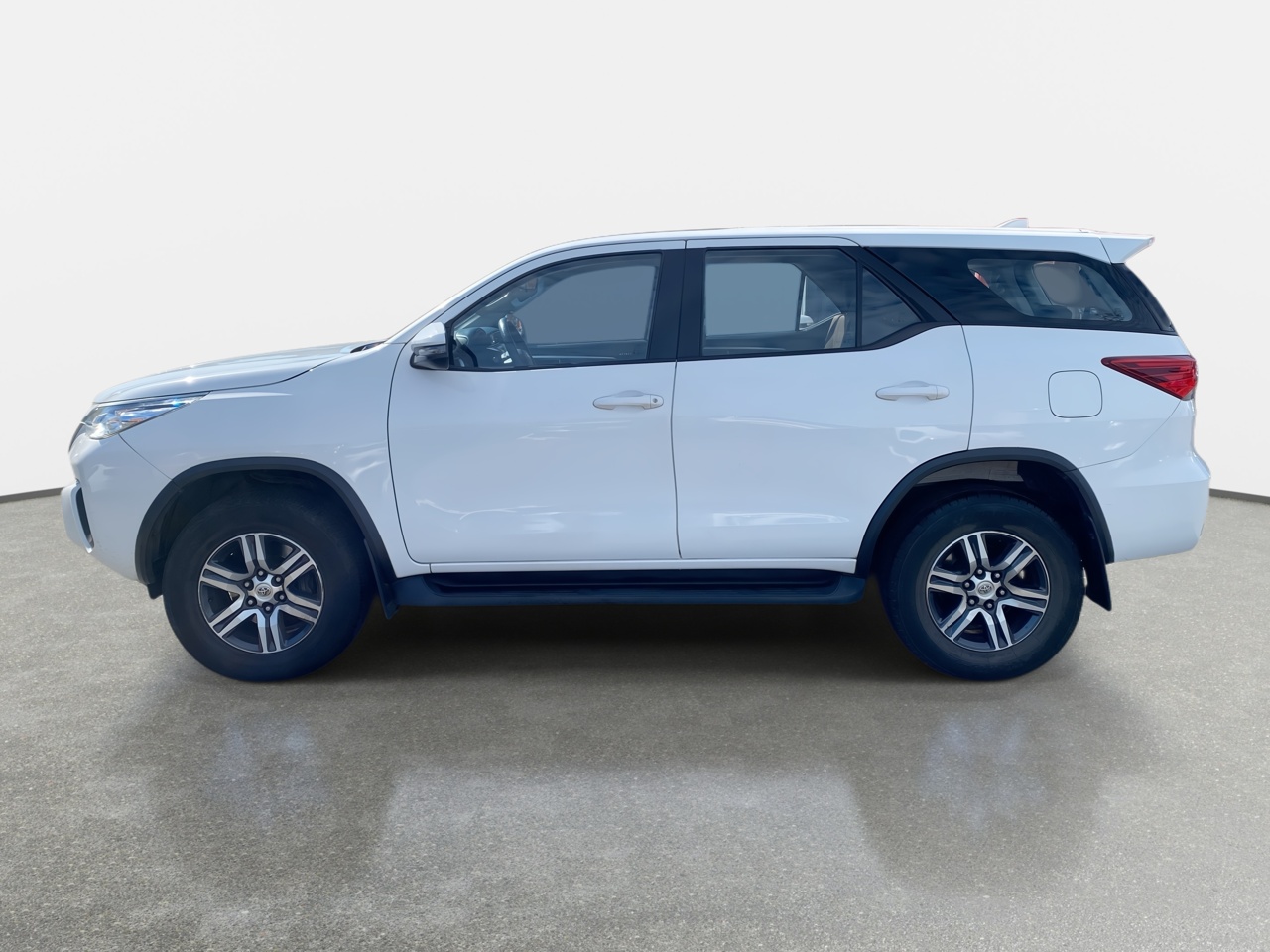 TOYOTA - 4