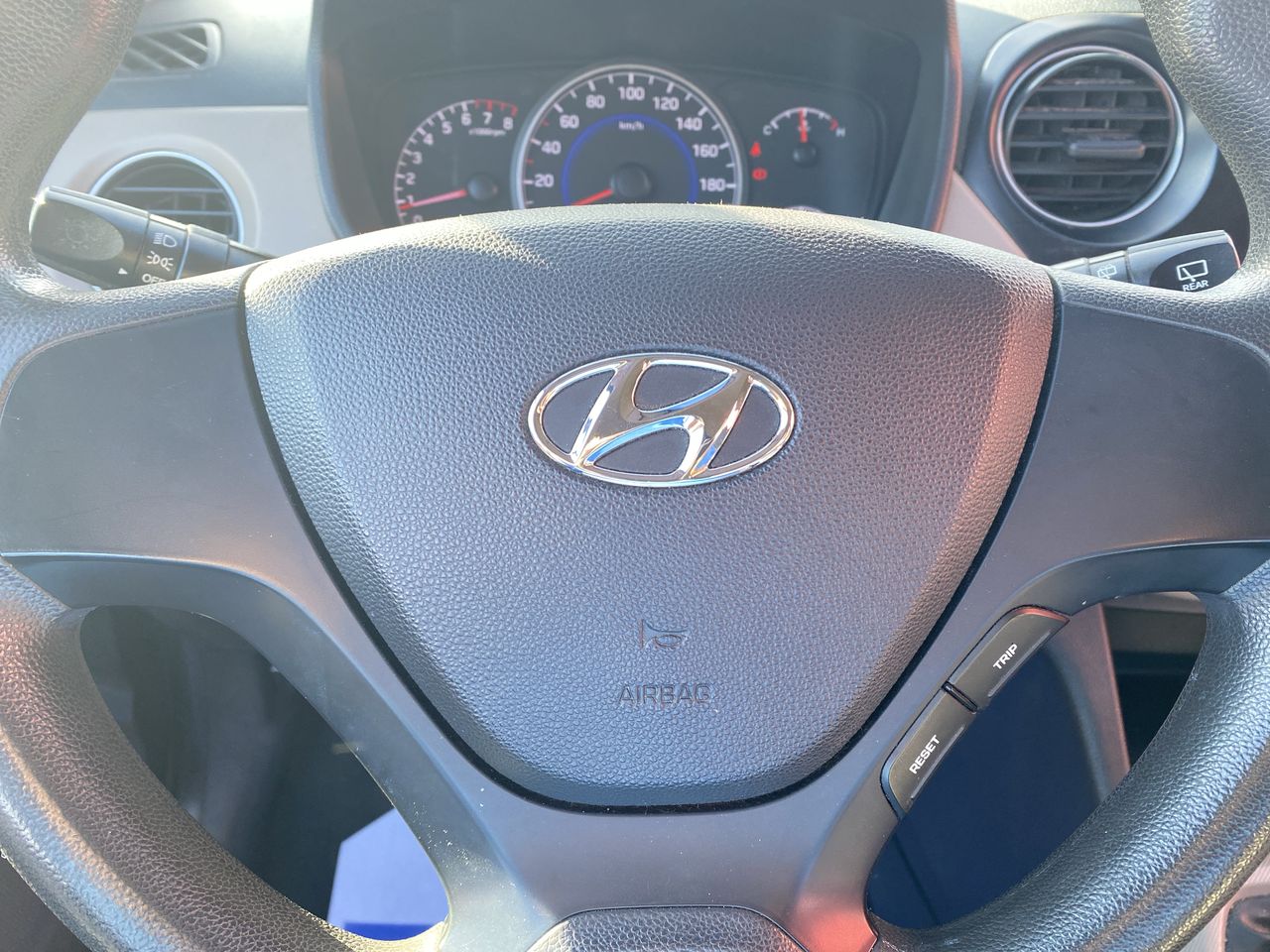 HYUNDAI - 26