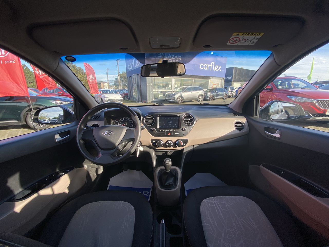 HYUNDAI - 9
