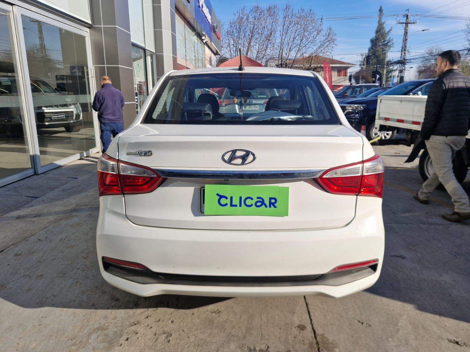 HYUNDAI - 4
