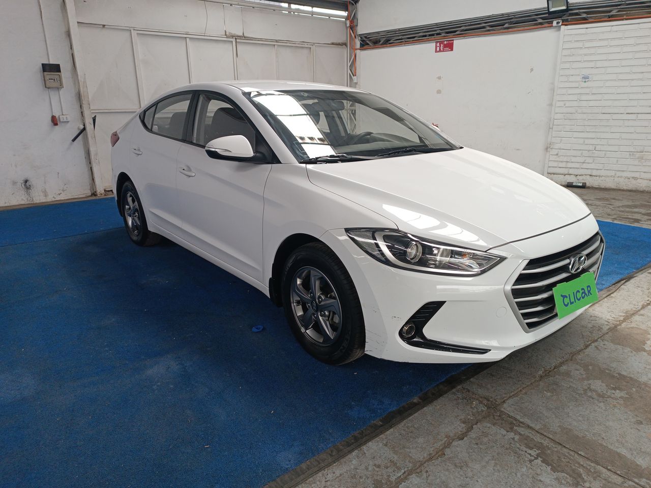 HYUNDAI - 1