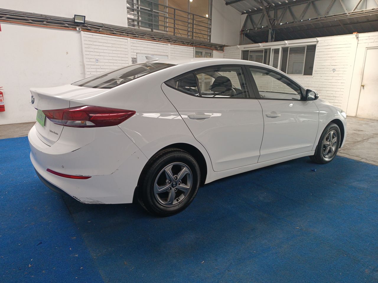 HYUNDAI - 7