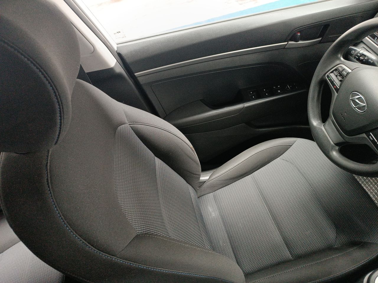 HYUNDAI - 16