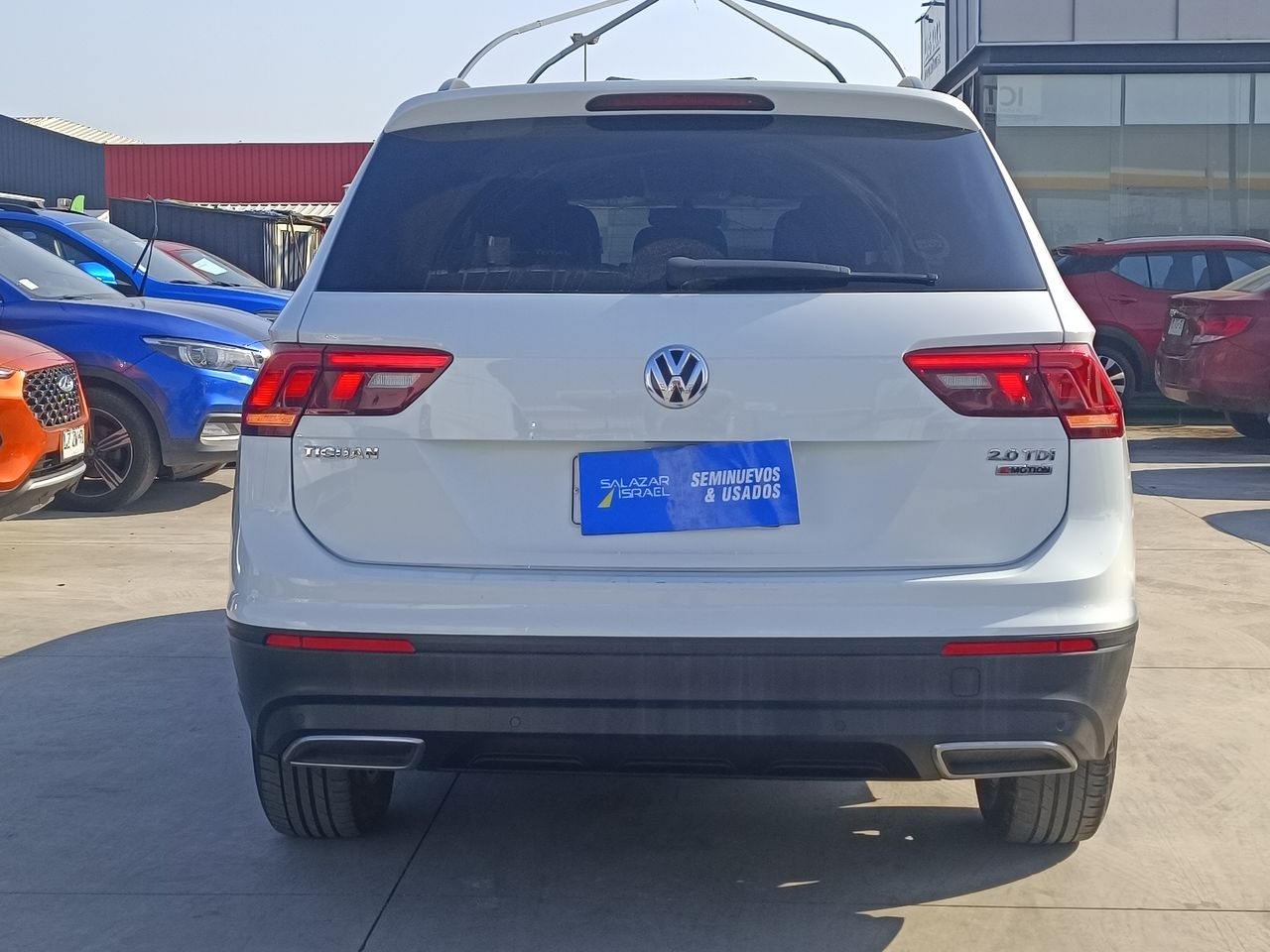 VOLKSWAGEN - 6
