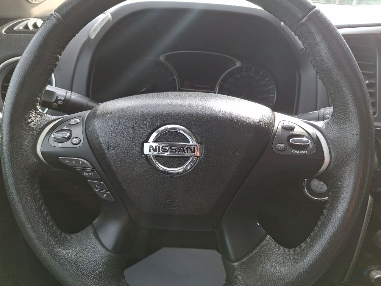 NISSAN - 25