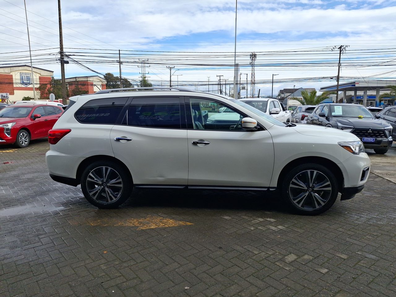 NISSAN - 8