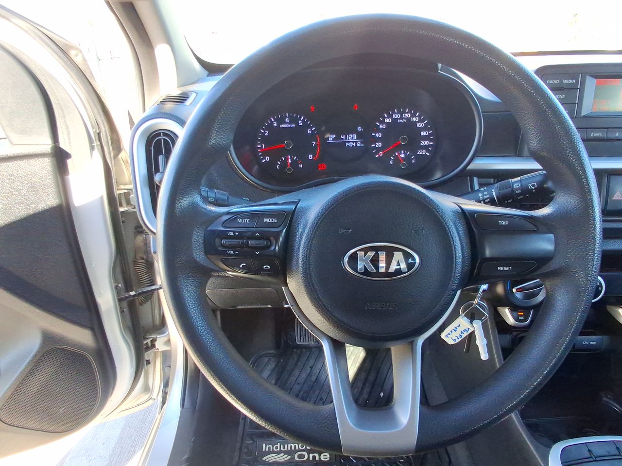 KIA - 24