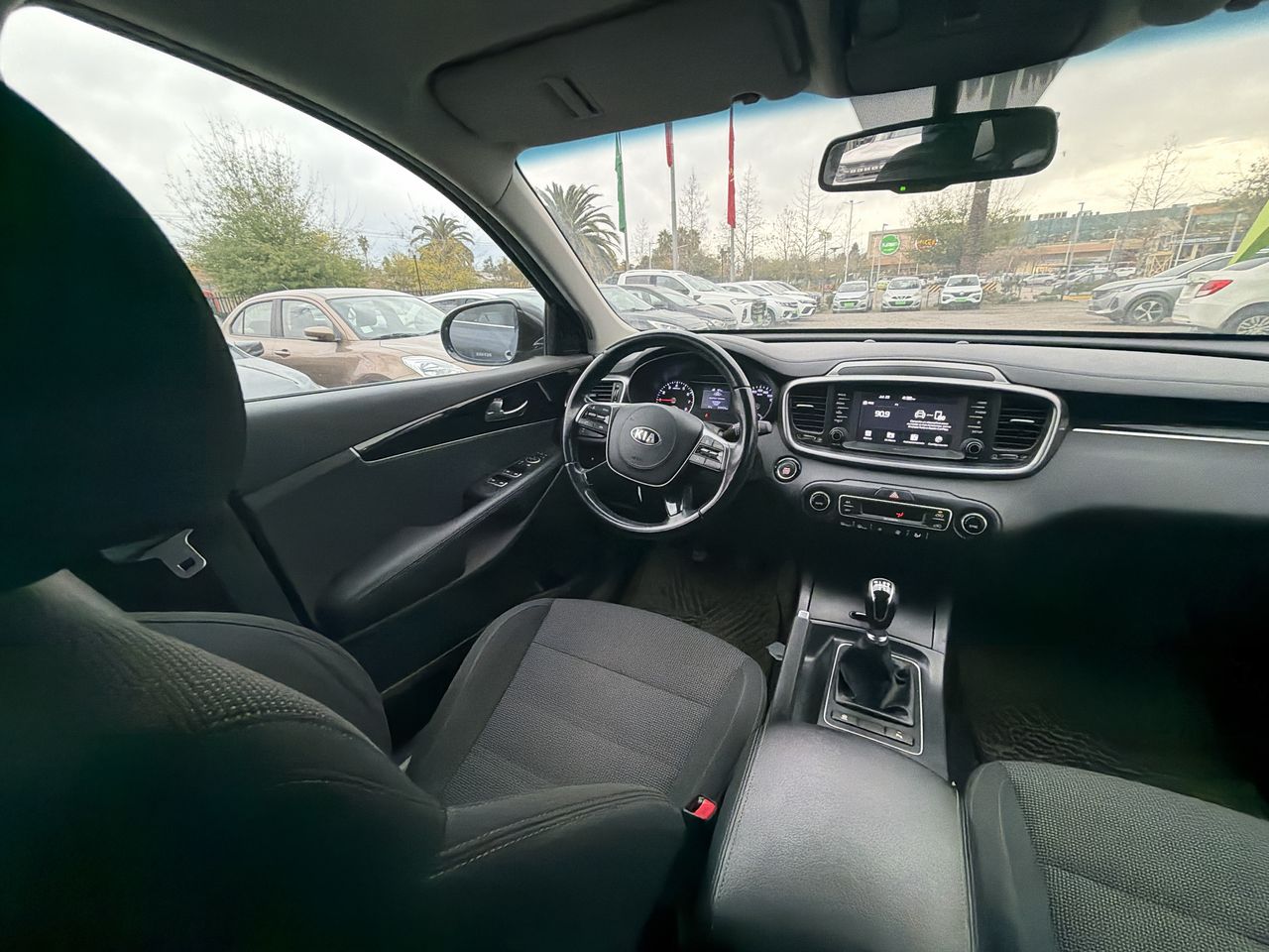 KIA Sorento — foto 9 de 20