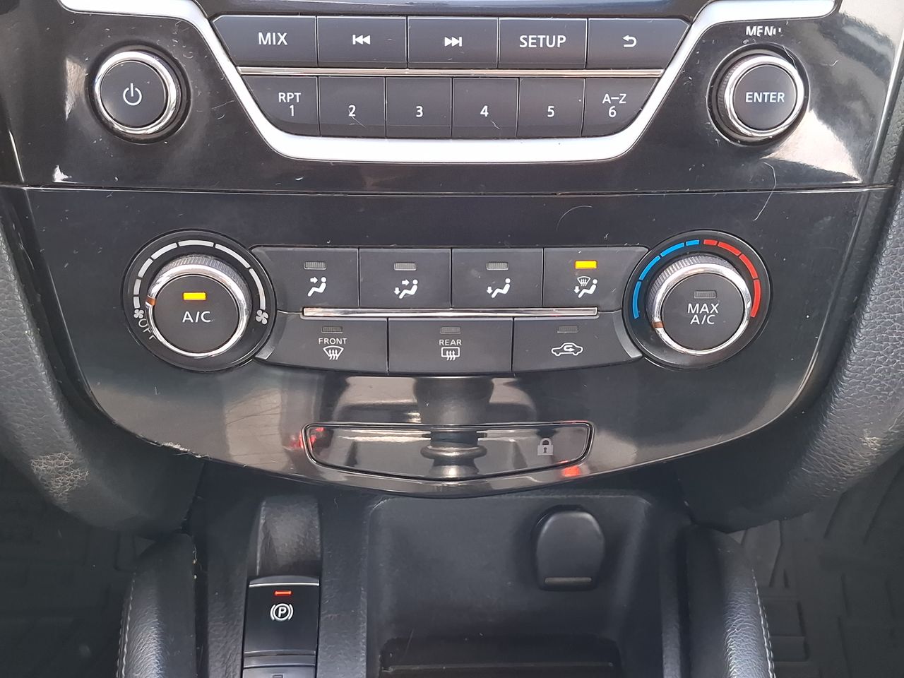 Nissan Qashqai — foto 29 de 33
