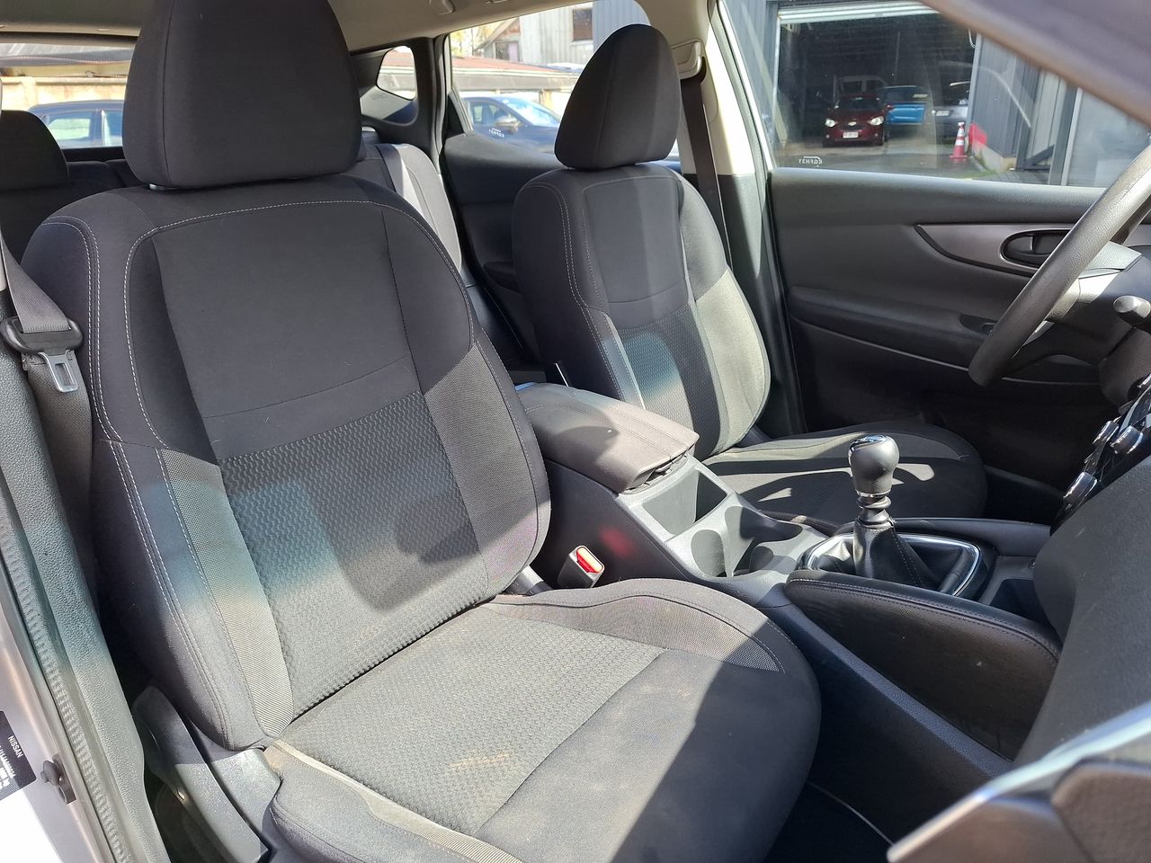 Nissan Qashqai — foto 11 de 33