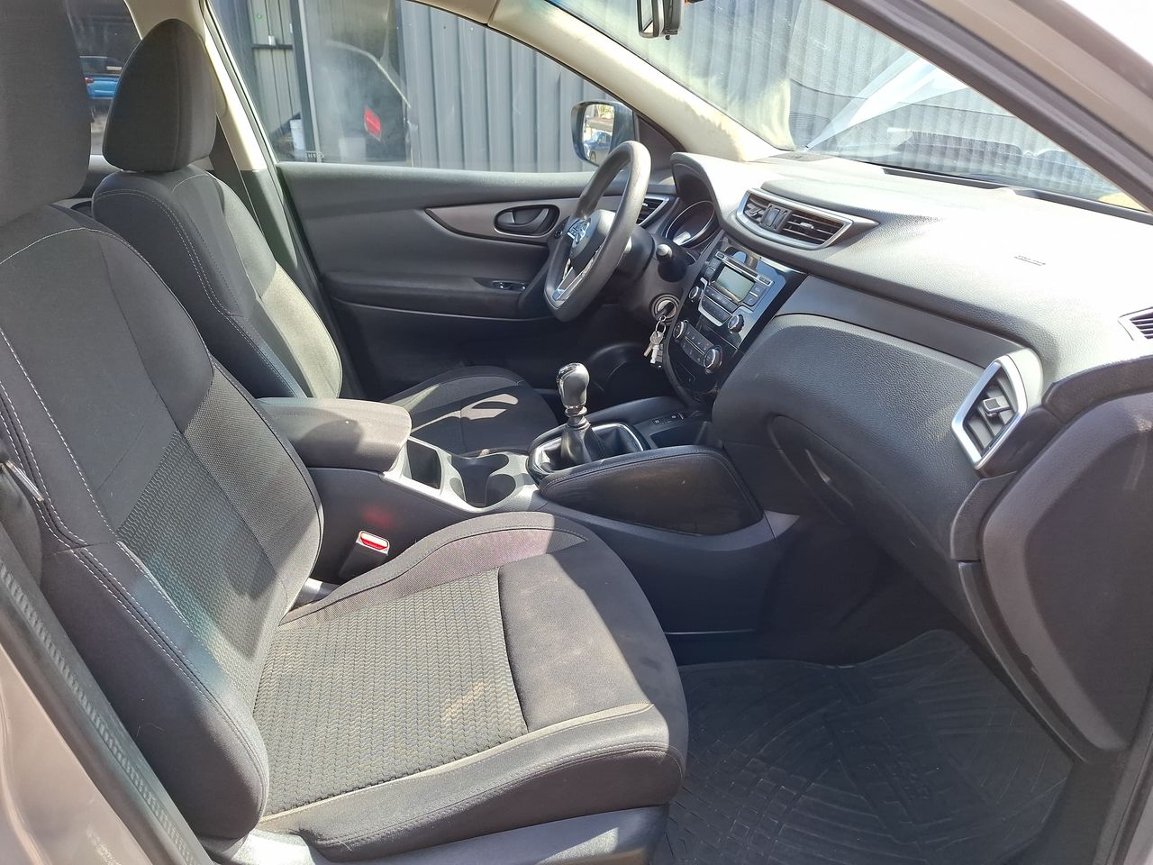Nissan Qashqai — foto 12 de 33